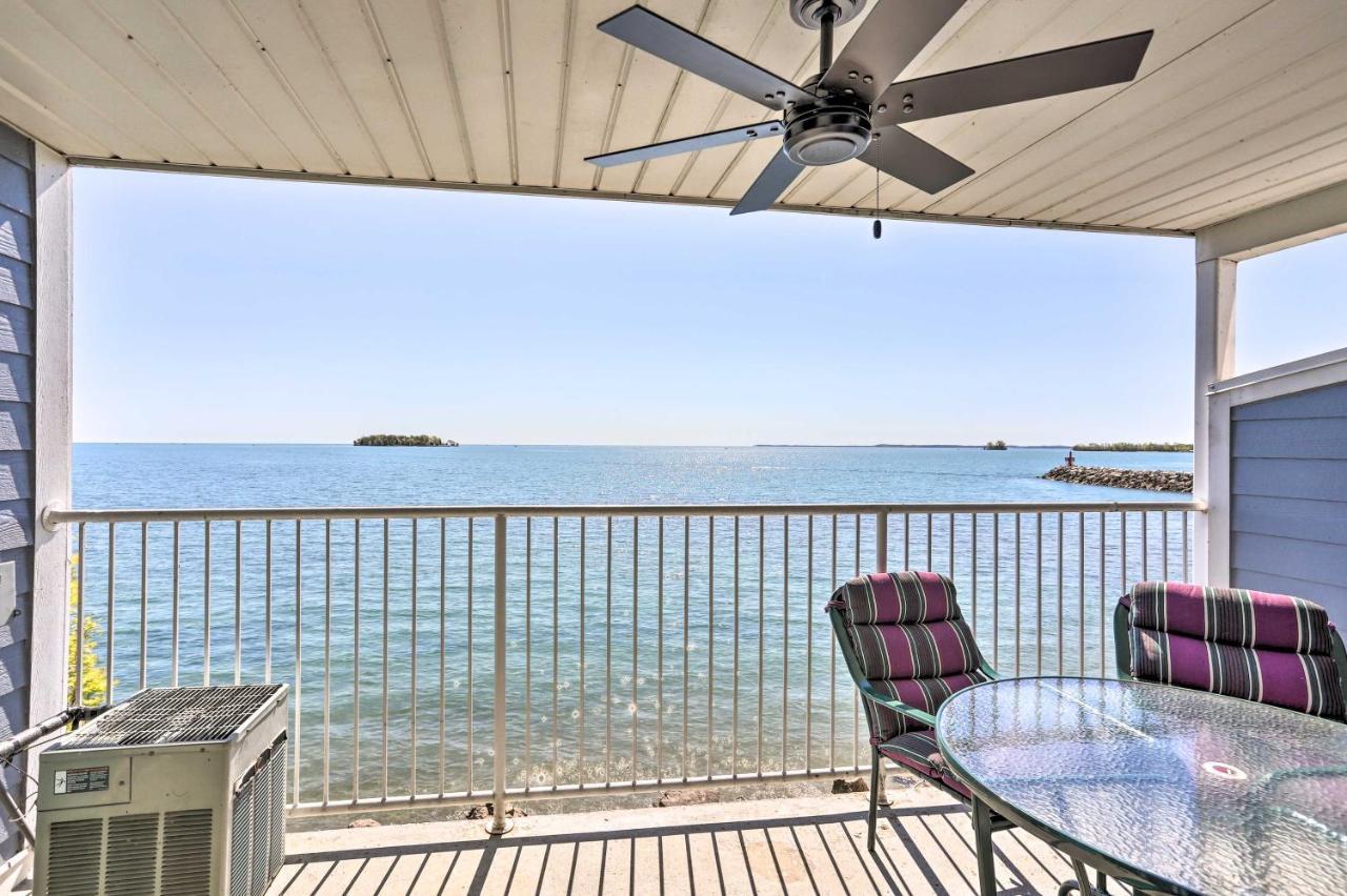 Cozy Middle Bass Island Getaway On Lake Eerie! プットインベイ エクステリア 写真