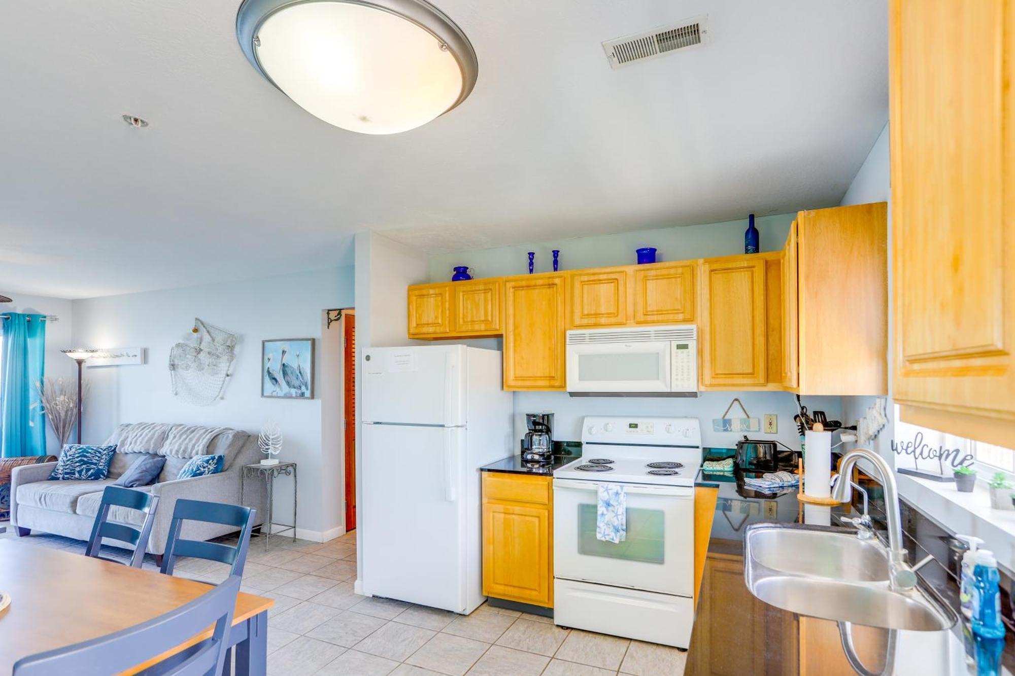 Cozy Middle Bass Island Getaway On Lake Eerie! プットインベイ エクステリア 写真